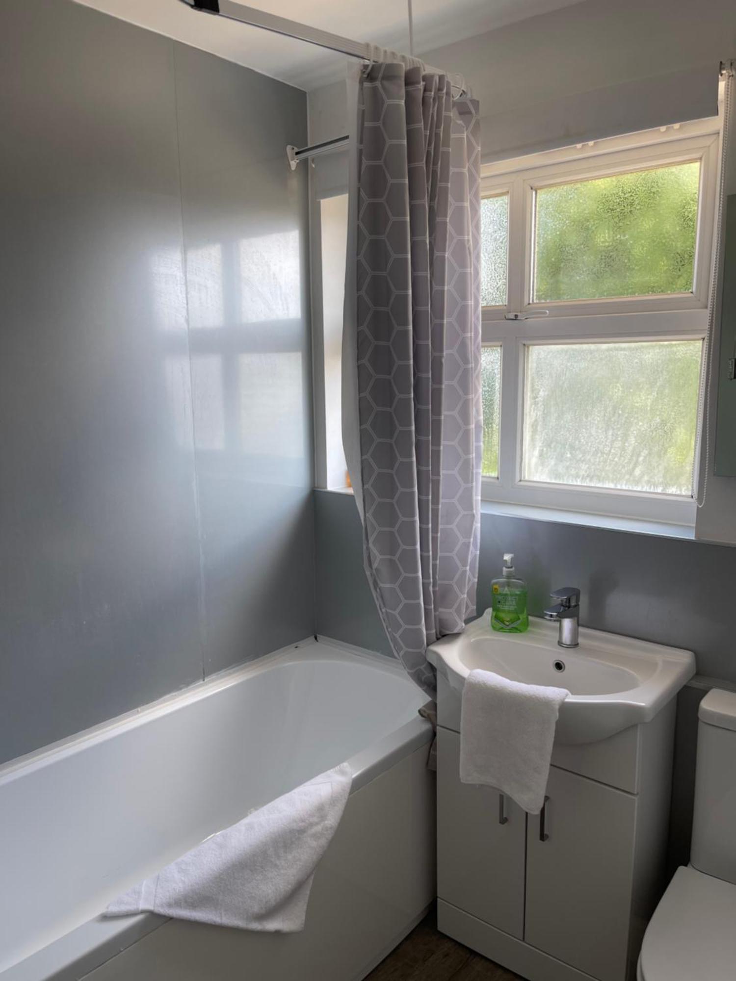 House Number 4 Sleeps Up To 4 With Smart Tvs In Every Room Wellington  Exterior foto